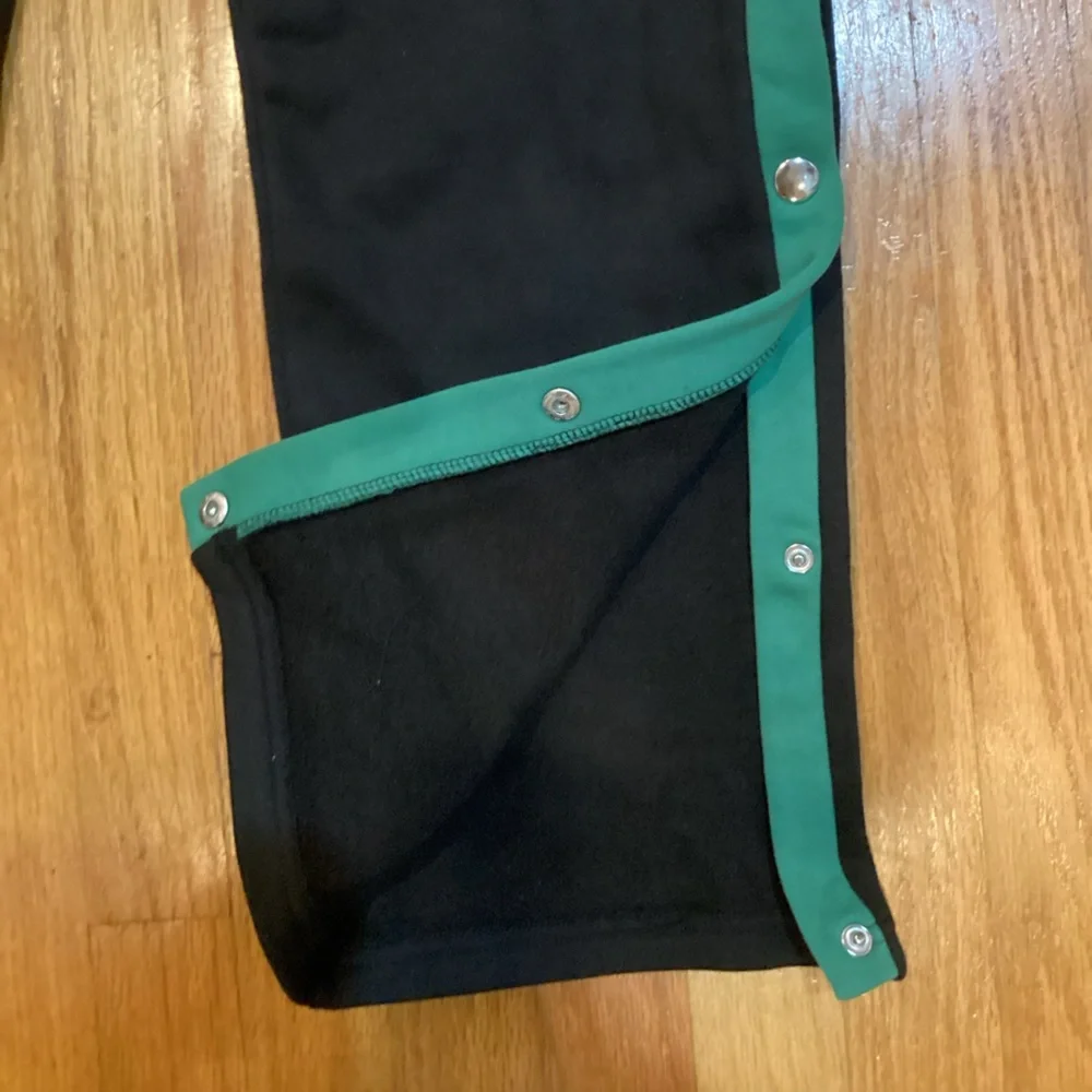 Reebok Men’s Black and Green Track Pants - Picture 4 of 6